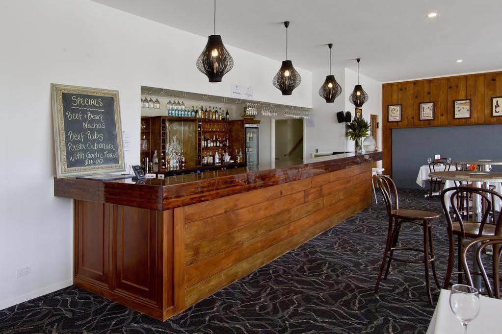 Отель Castaway Norfolk Island Бернт-Пайн Экстерьер фото